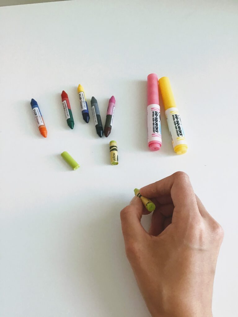 mature pencil grasp demonstration with broken crayon