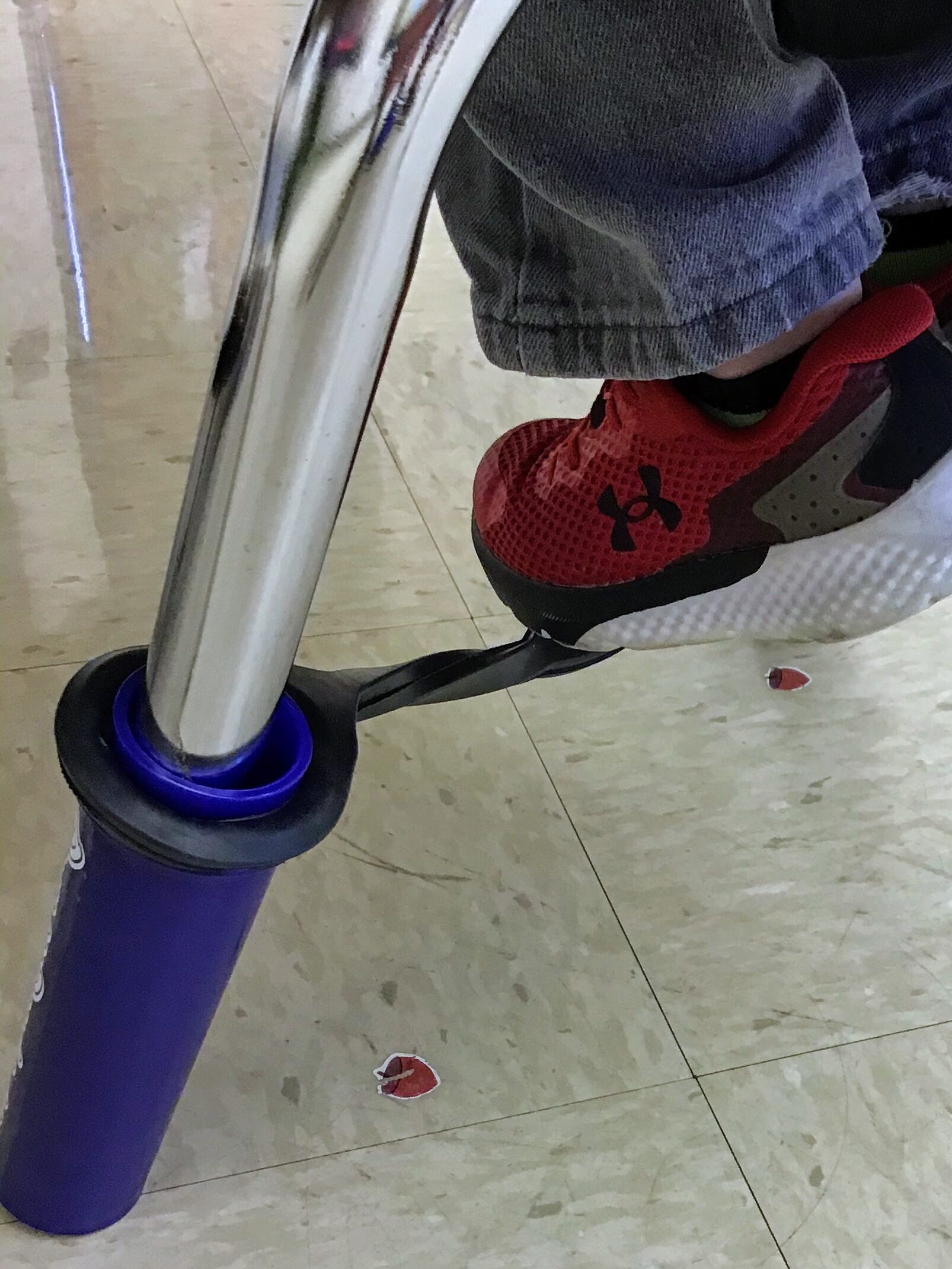 student using a bouncy band alternative seating