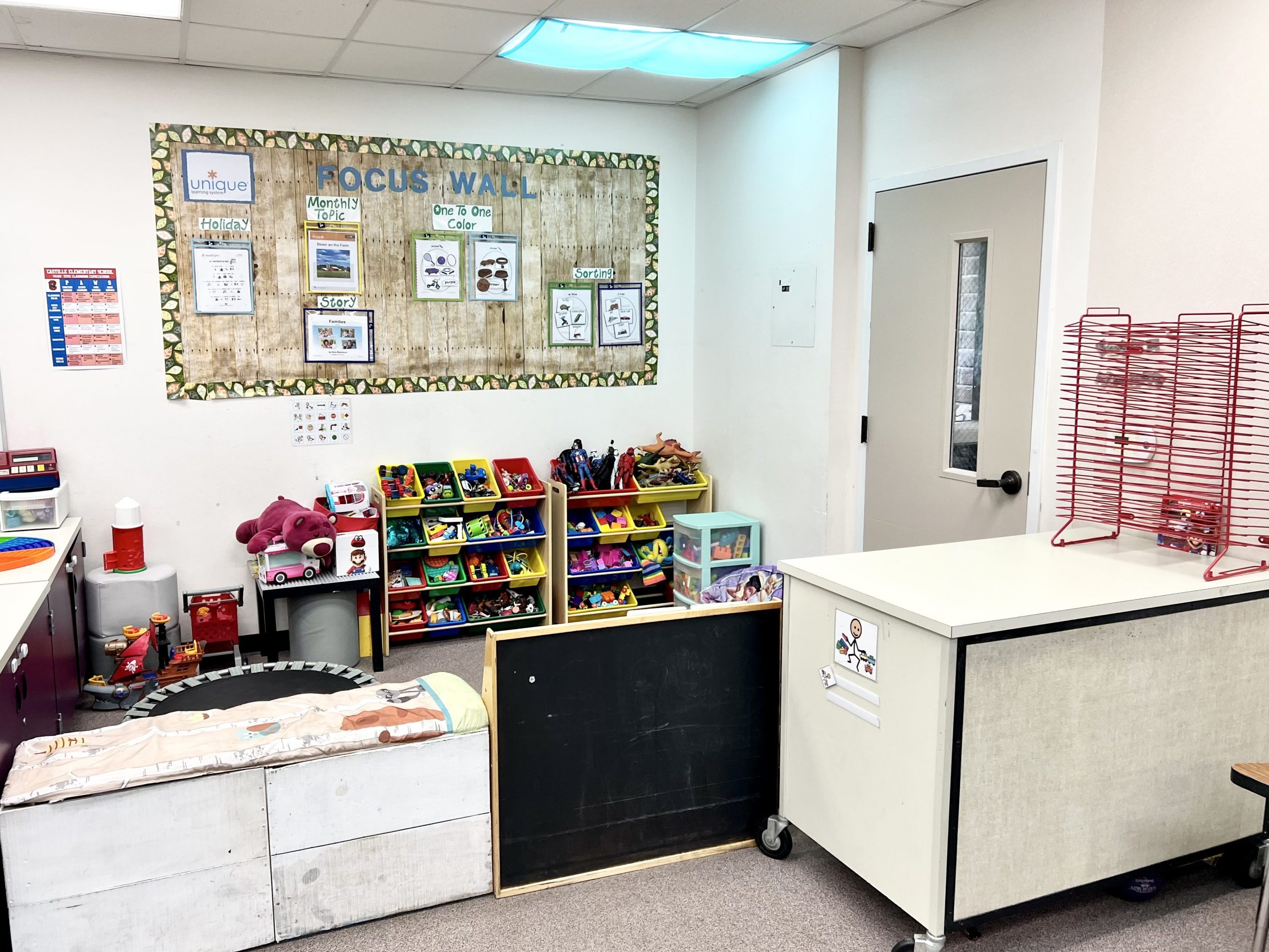 Classroom play center clearly defined area